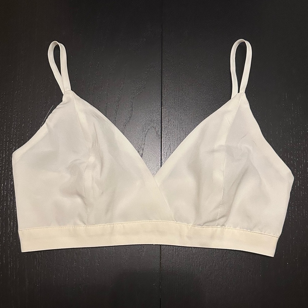 House of Harlow 1960 Brallette. New, unworn and in great condition. Size XS